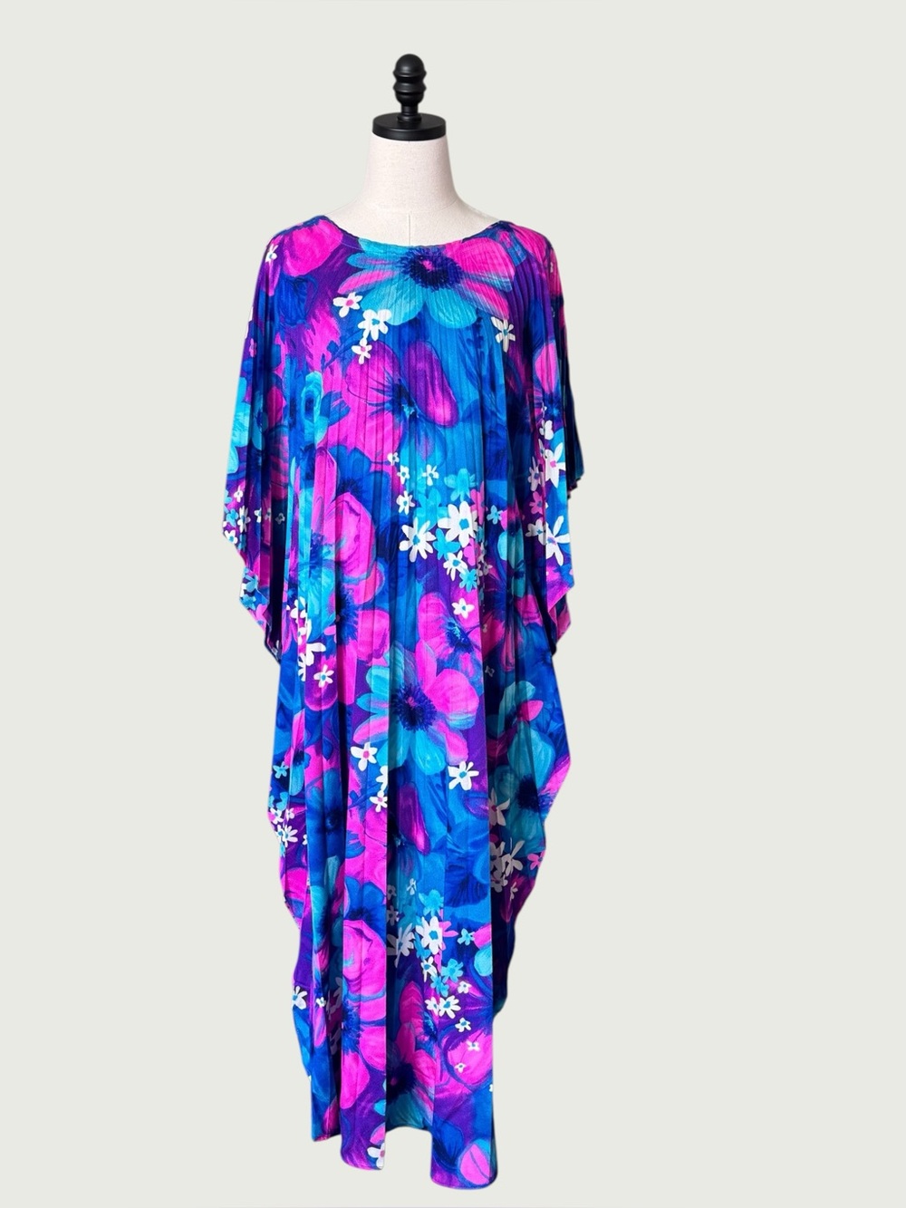 vintage 70s accordion pleat barkcloth Hawaiian print caftan OS